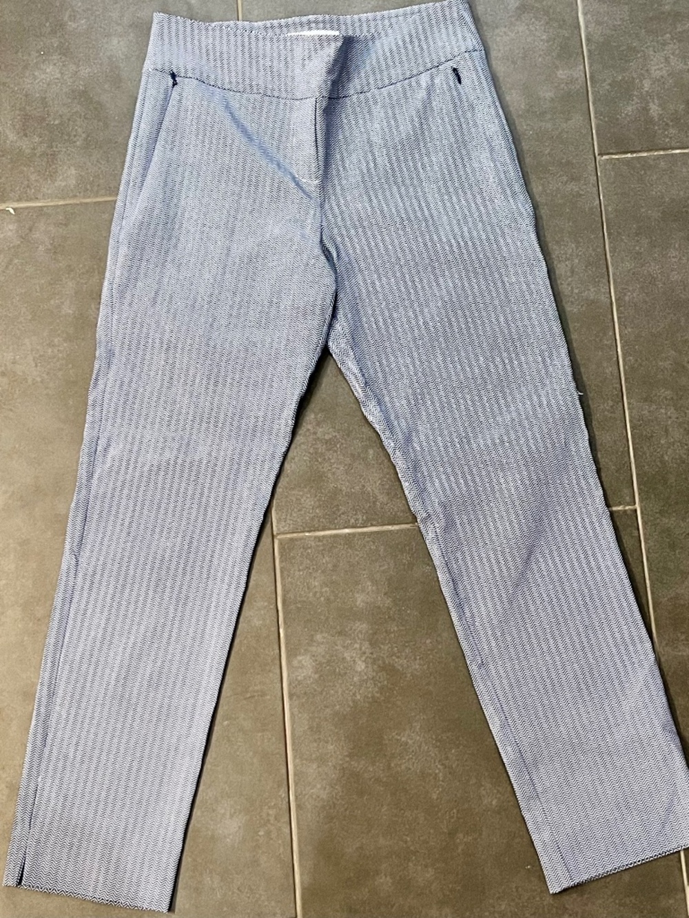 Margaret M Slimming Pants Navy Blue White Herringbone Straight Leg Size Medium